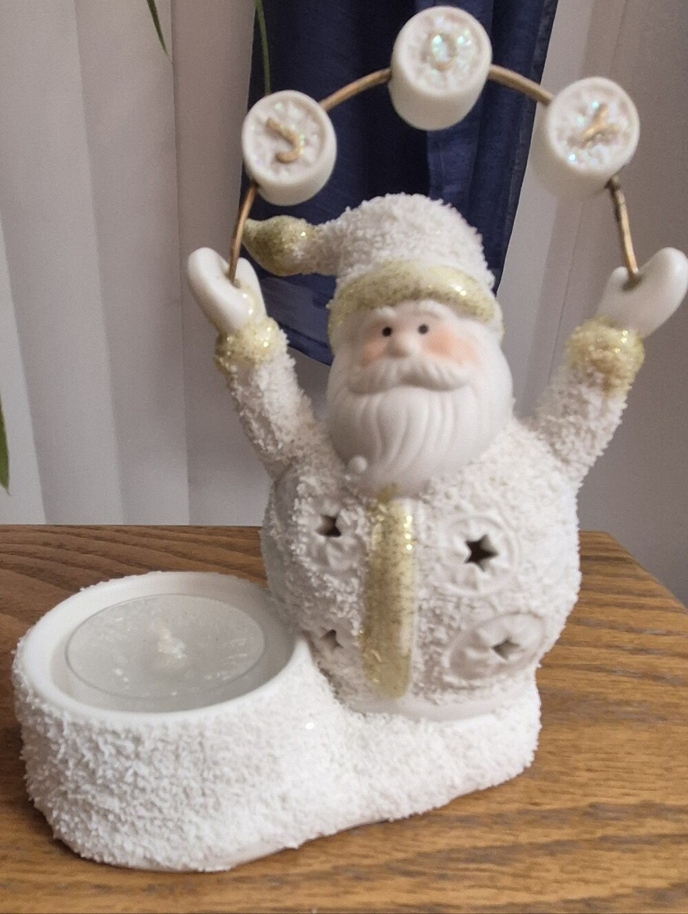 Yankee Candle White LED Santa Tealight